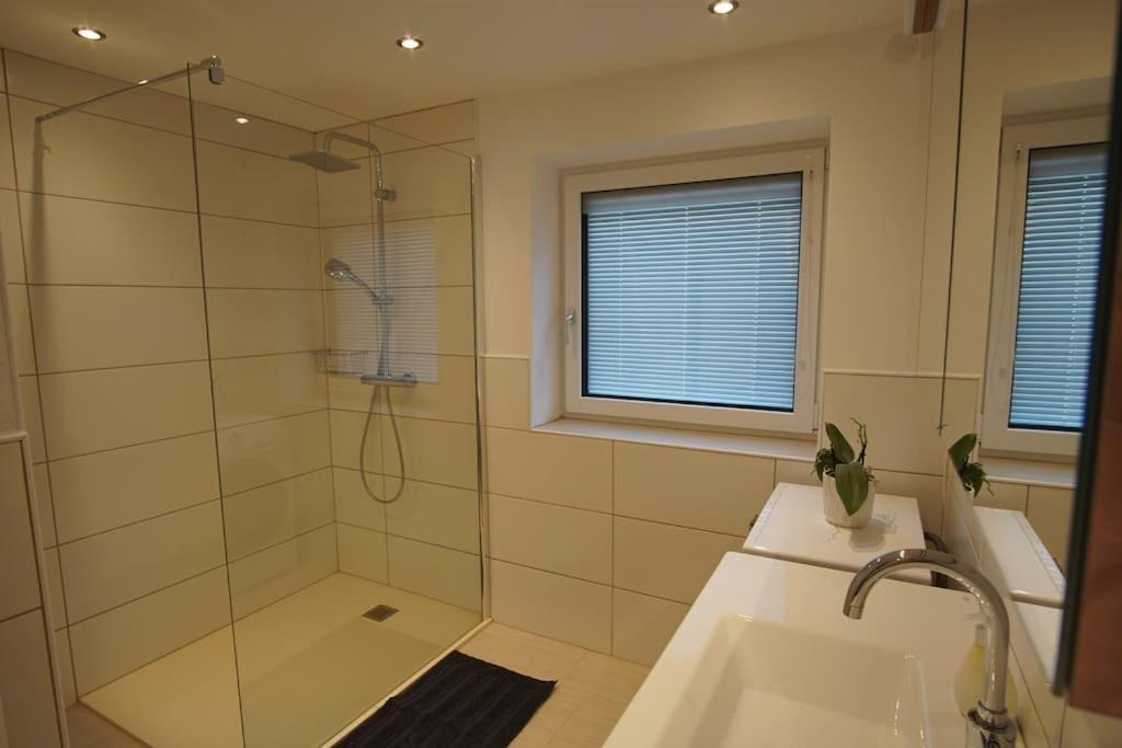 Zehentner Apartment *